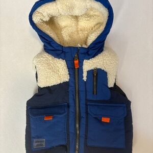NWT Little Lad puffer vest with Sherpa lined hood 12 months